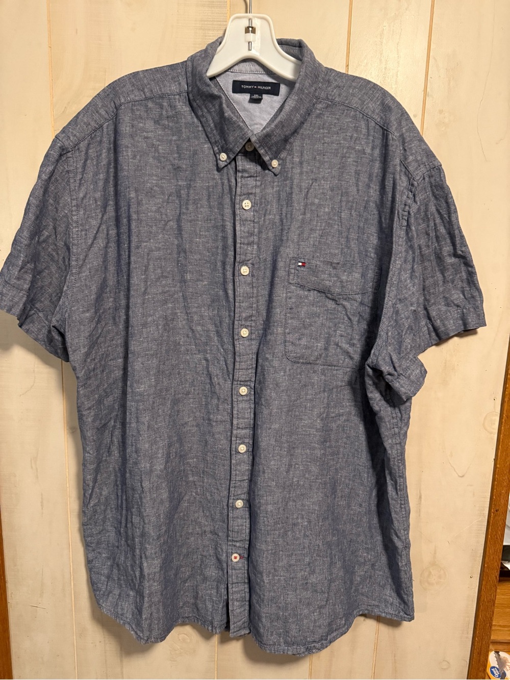 Tommy Hilfiger Men's Chambray Button-Down Shirt in Denim Blue